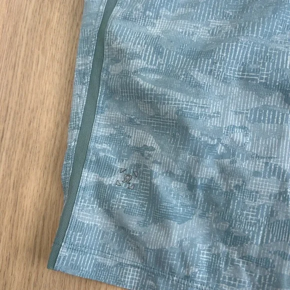 Lululemon Pace Breaker Short 9" *Liner XL - Picture 4 of 5